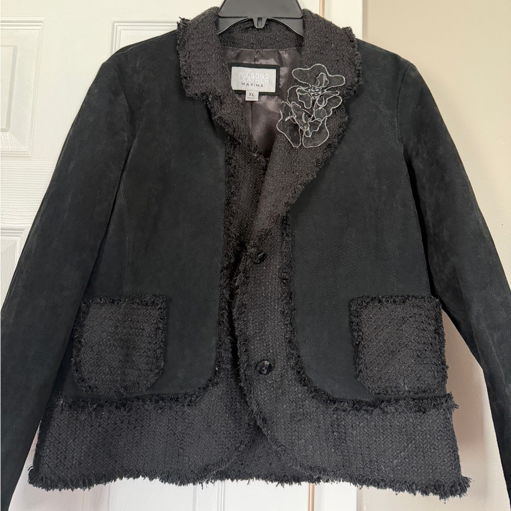 Wilsons Leather Maxima Genuine Leather & Suede Black Jacket Floral Design